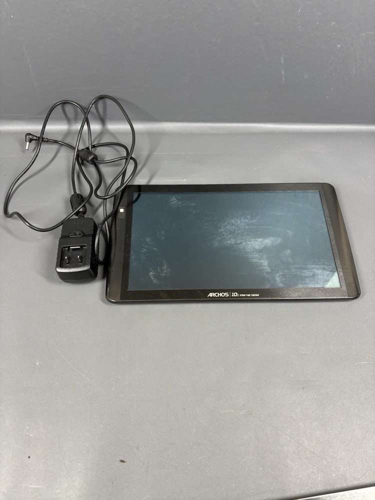 Archos 101 10 1  Internet Table Touch screen Android A101IT 8GB Excellent Pre