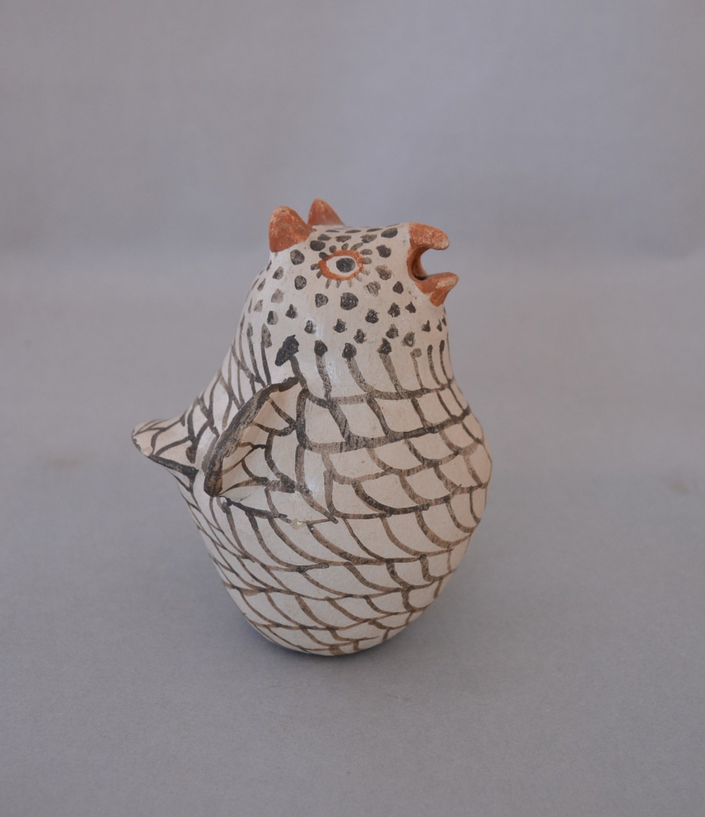 Rare Vintage Zuni Owl Pottery Pot - 5" Tall x 4" Across