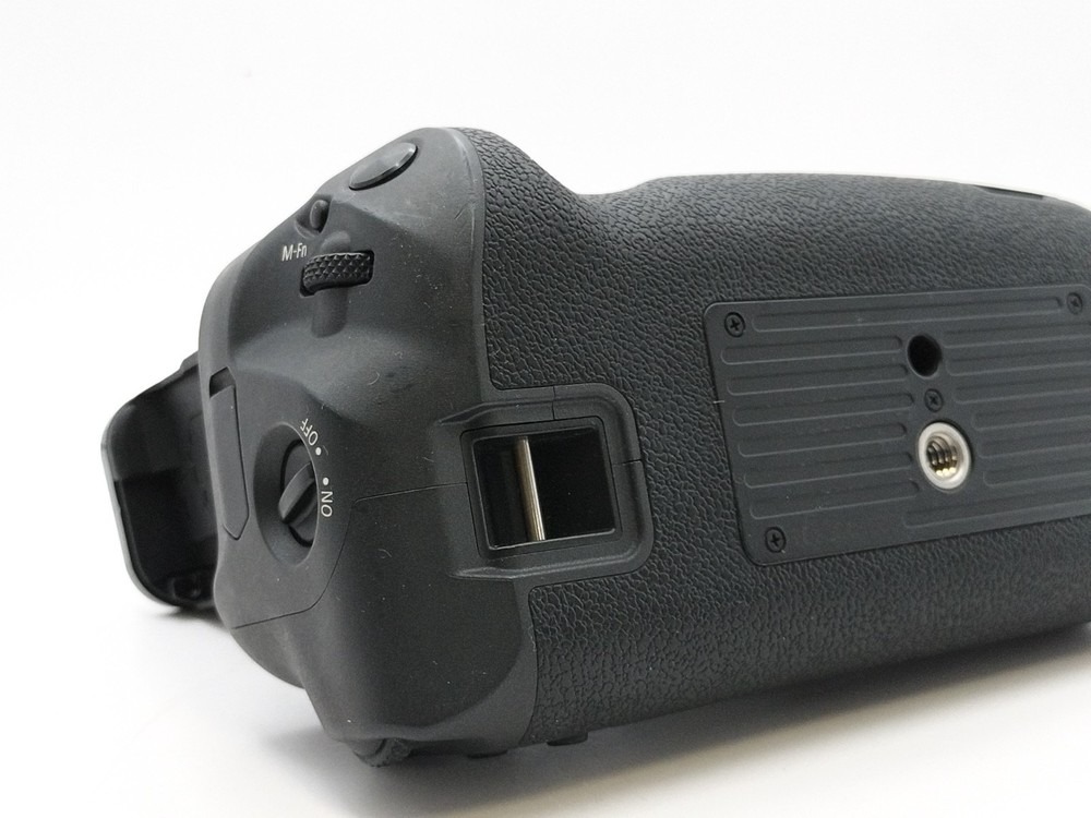 Canon BG-E22 Battery Grip for EOS R Mirrorless Camera w/Box