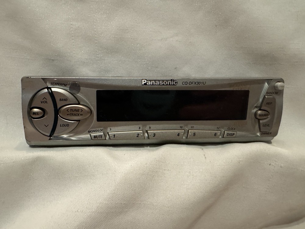 Panasonic CQ-DFX301U Detachable Face Only Untested