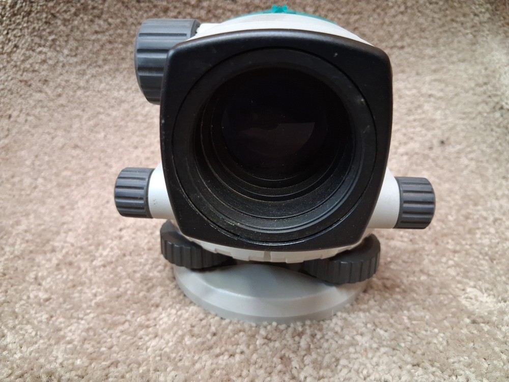 Sokkia B40 Automatic Level w/ Carrying Case