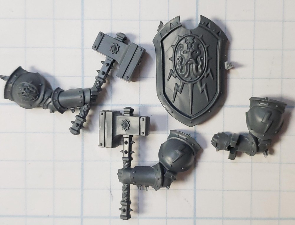 Warhammer Stormcast Eternals Bits Liberator Warhammers & Sigmarite Shield Set #E