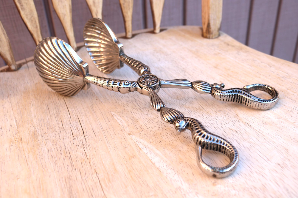 Beautiful Silverplate Seahorse Shells Nautical Salad Tongs EXCELLENT UNIQUE