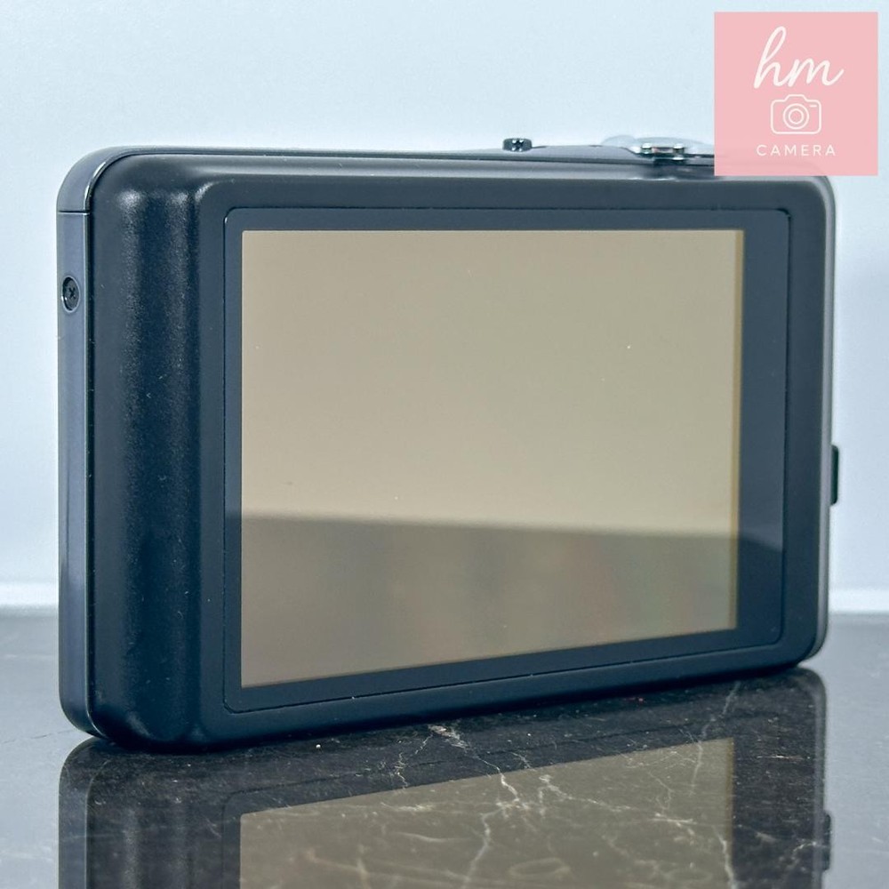 Panasonic DMC FH7 Black Digital Camera Compact Camera Excellent Condition