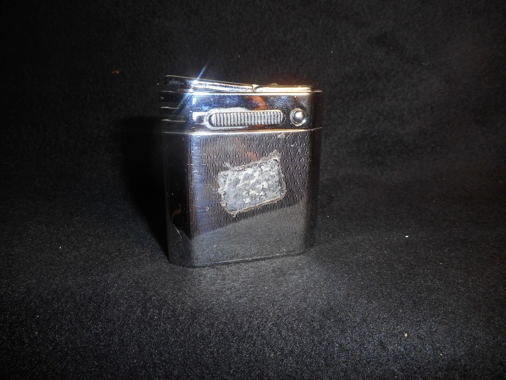 Lighter, Unknown Maker, Lot#996