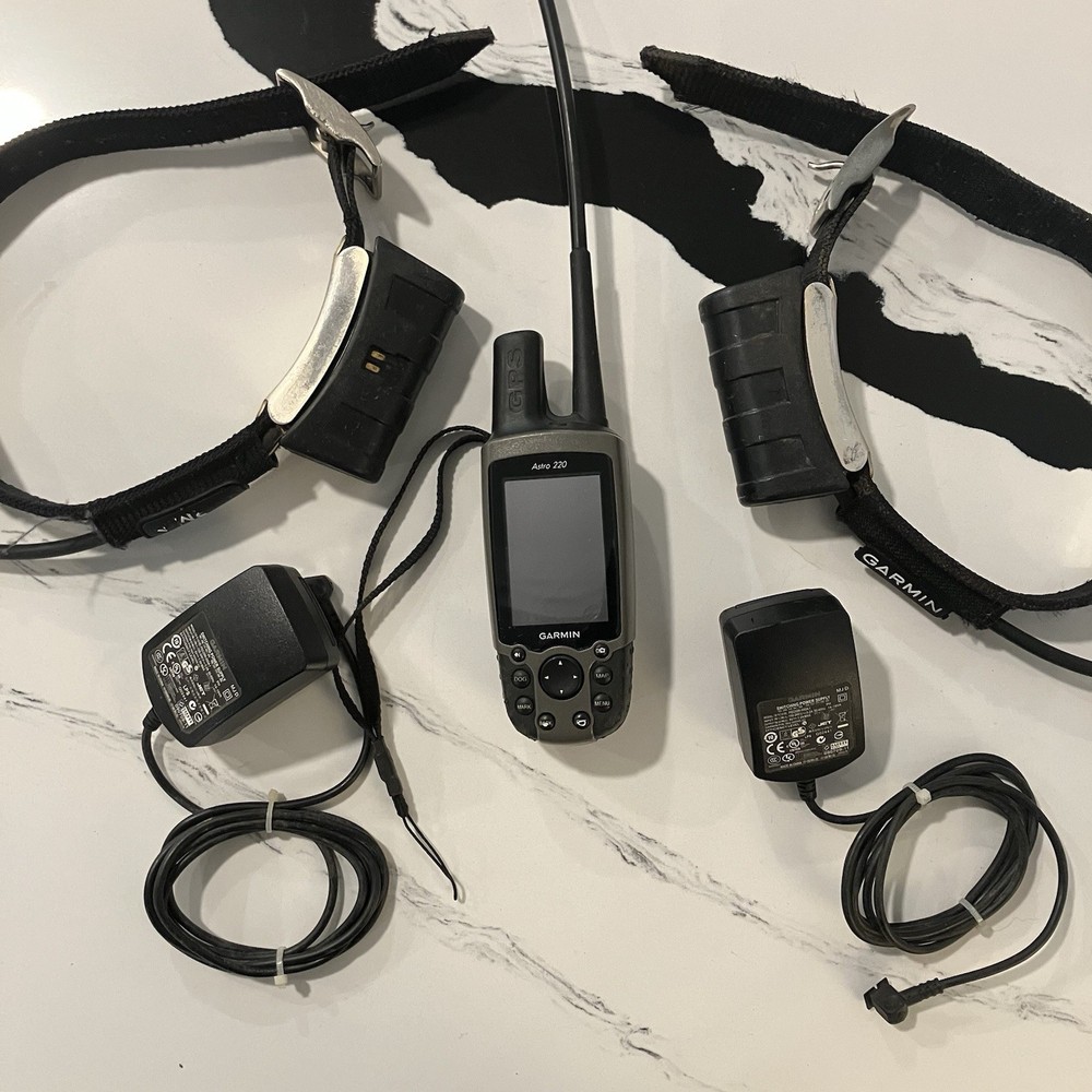 Garmin Astro 220 Dog Tracking GPS INCLUDES 2 DC 30 collars
