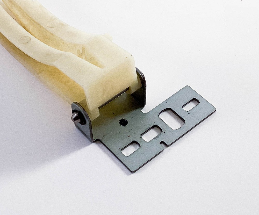 Sony CDP-CX270 200-CD Disc Changer- Disc Loading Arm - OEM Replacement Part