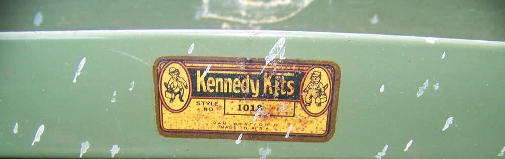 Kennedy Toolbox 1018 Cantilever Toolbox with Lock & Keys