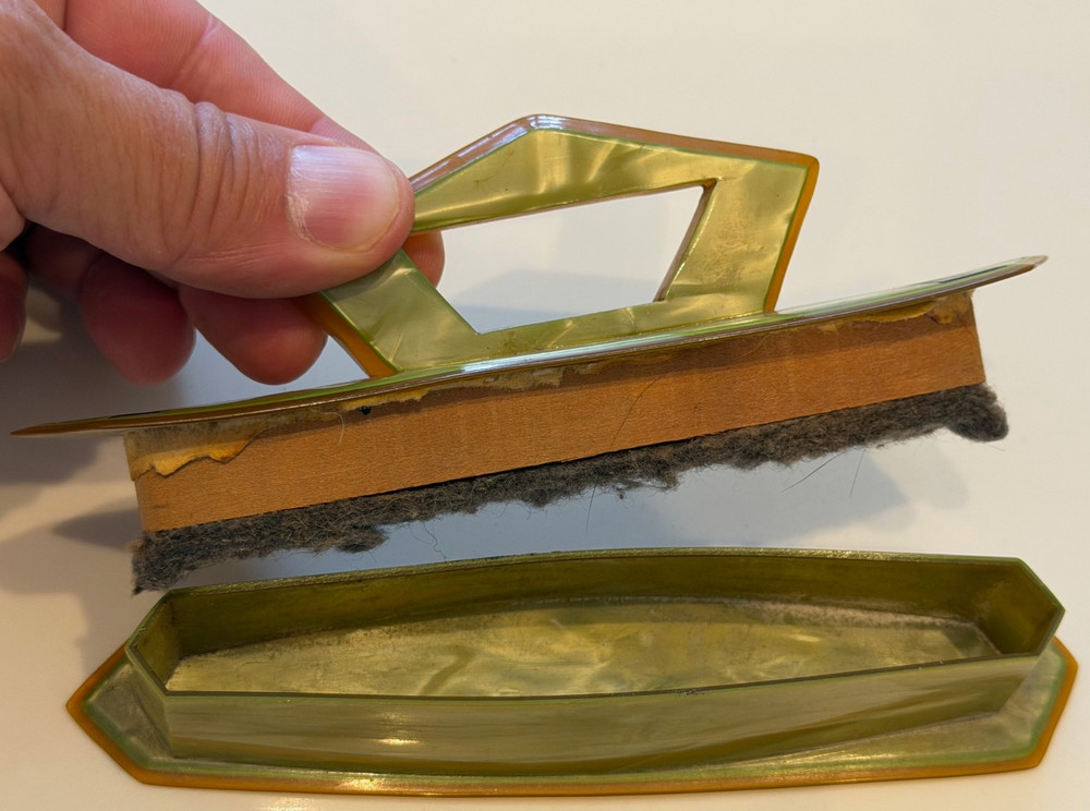 Nail Buffer / Manicure Tool Art Deco Bakelite 1920's era