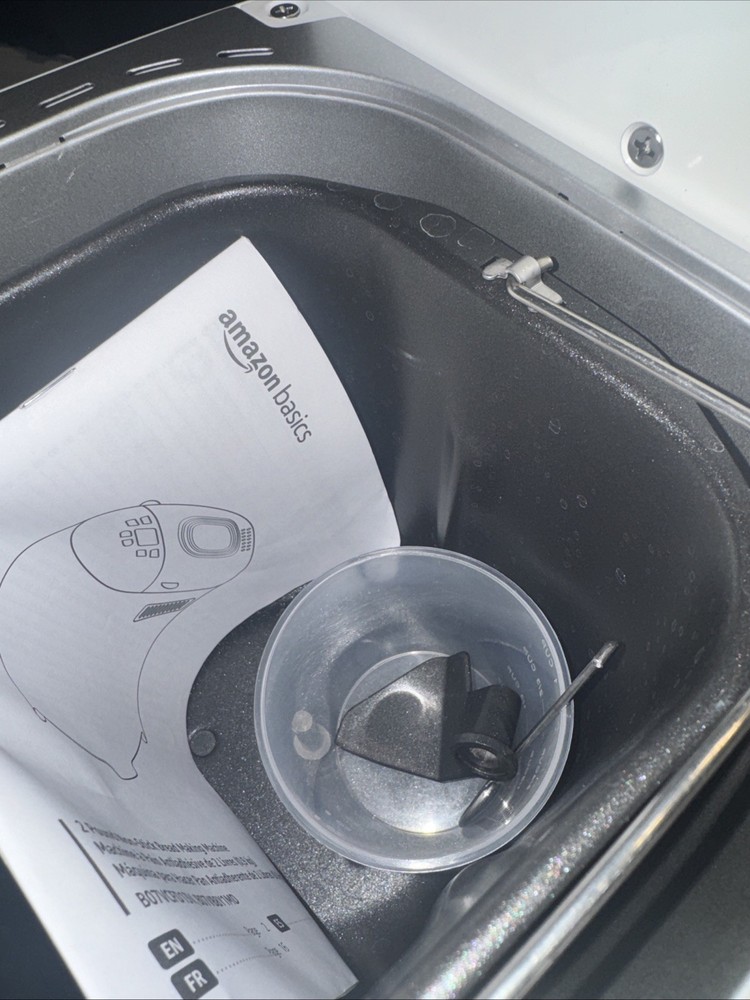 Bread maker Machine Amazon Basics 14 Setting Mode 2 Lb Bread EUC