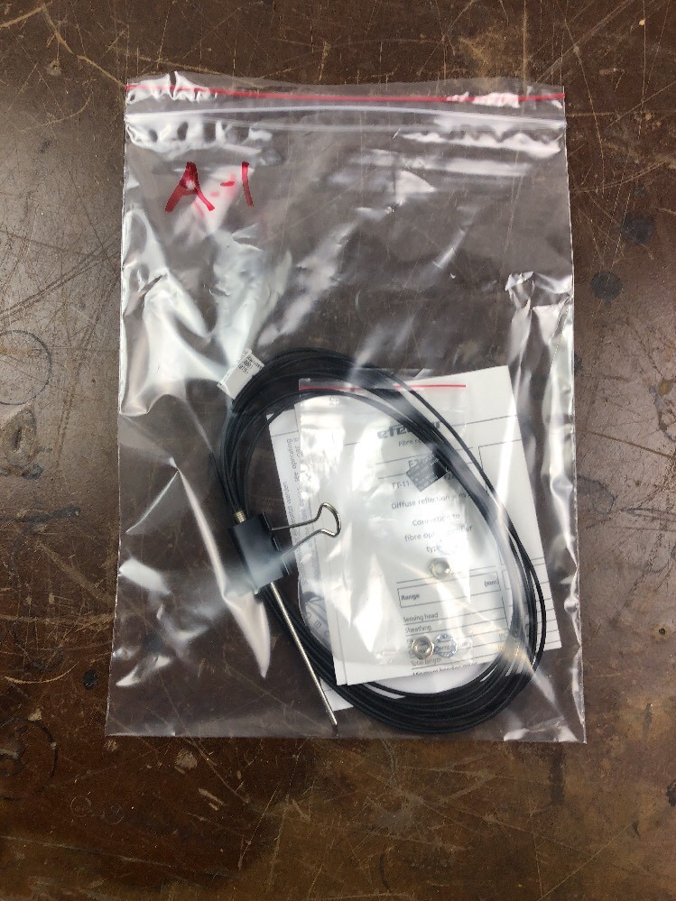 E20749 IFM Diffuse Reflection Bendable Fiber Optic Sensor EFECTOR NOS -----A1