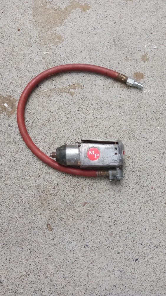 Milwaukee Pneumatic 3/8 Butterfly Wrench