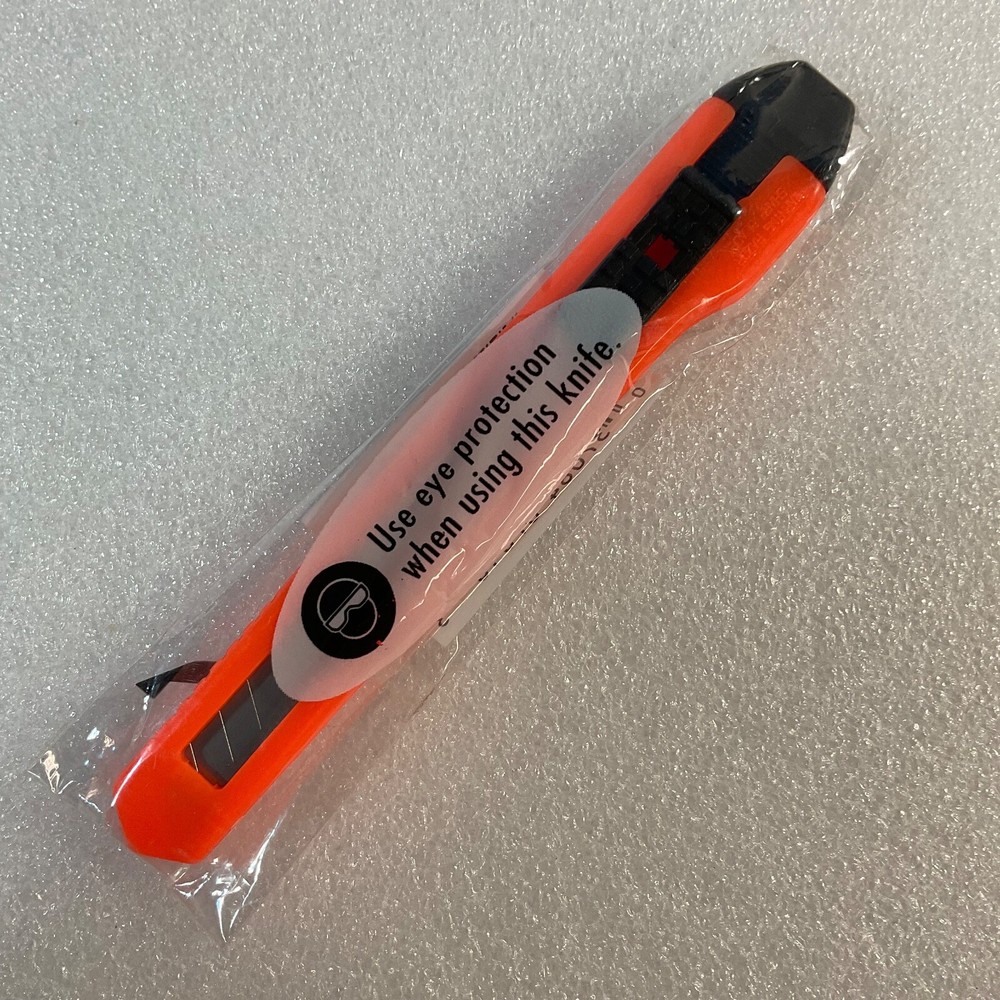 13 Point Snap Off Utility Knife With Pocket Clip Orange