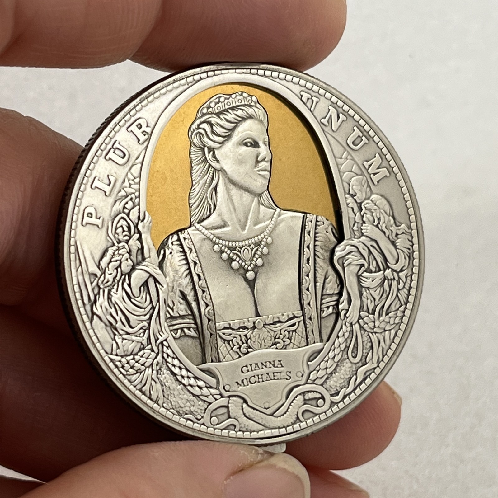 Moving Mechanism Coin Hobo 'Ginana' Stripper Roman Booteen Creative Gift