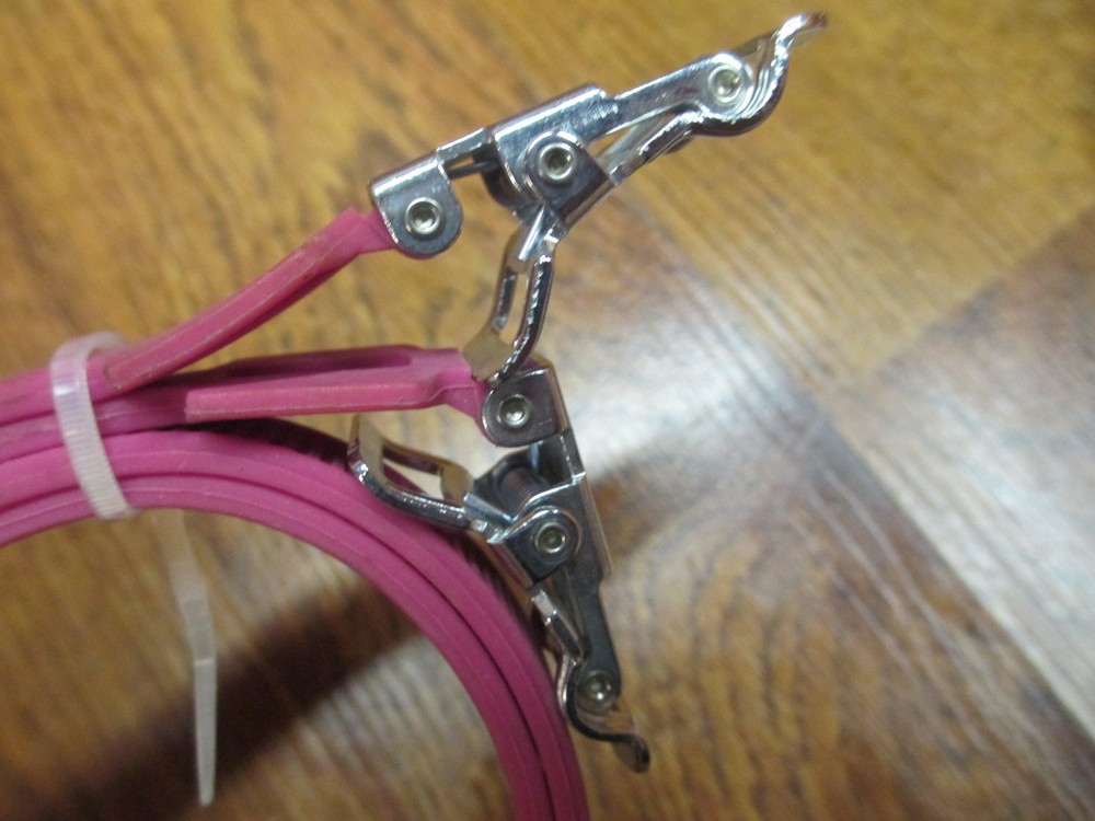 VINTAGE CATE EYE TOE STRAPS- PINK