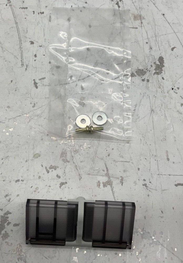 NEW ABB KE6PD1 PADLOCK DEVICE 4MM OPEN POSITION EMAX E1-E6/T8