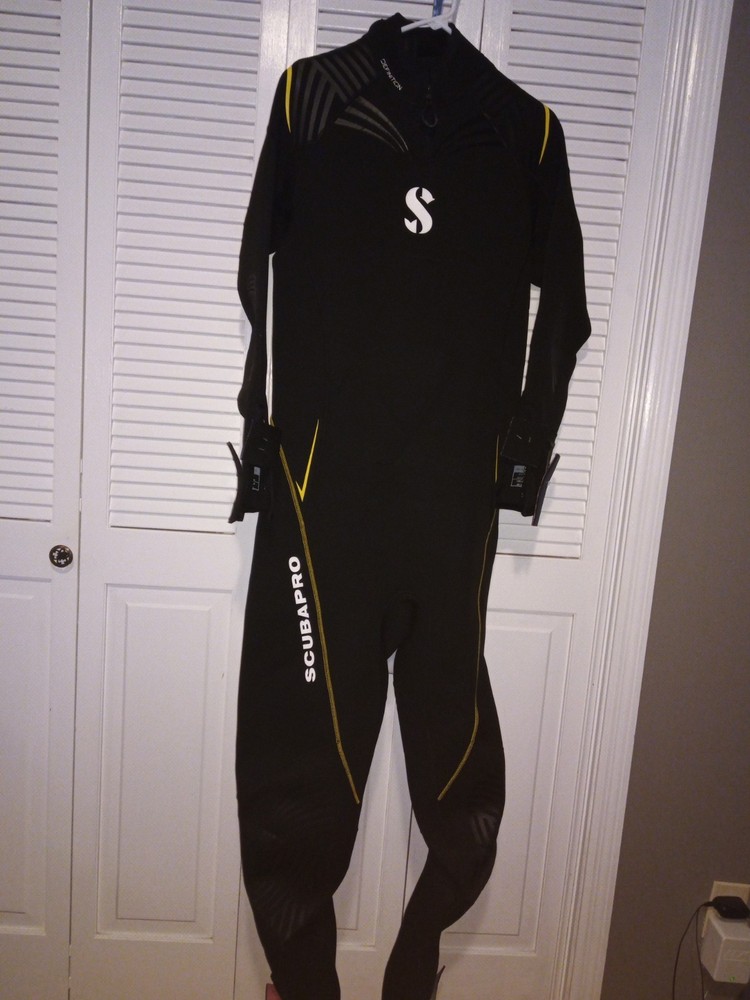 scubapro wetsuit men
