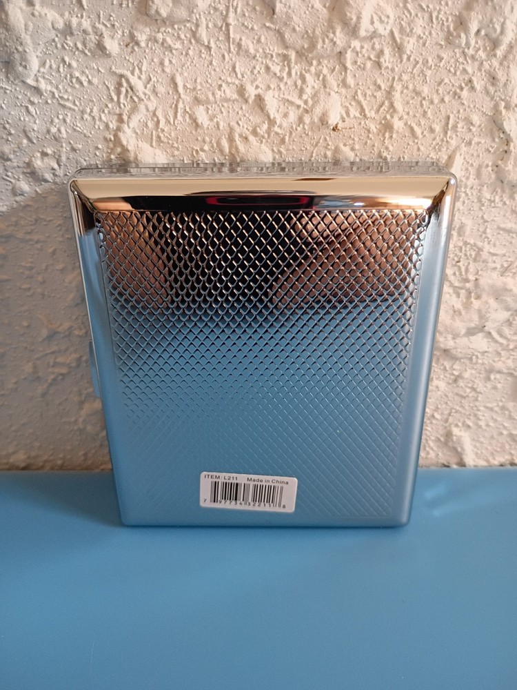 Metal Cigarette Case Spring Loaded Hinged Spine Pot Leaf Design for King Size