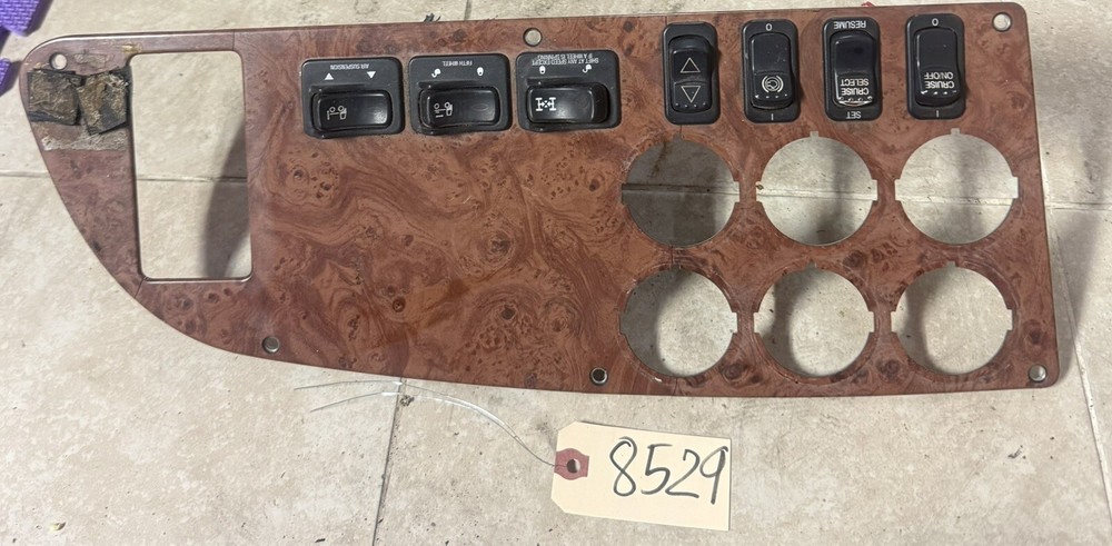 Peterbilt Dash Panel *missing part number*
