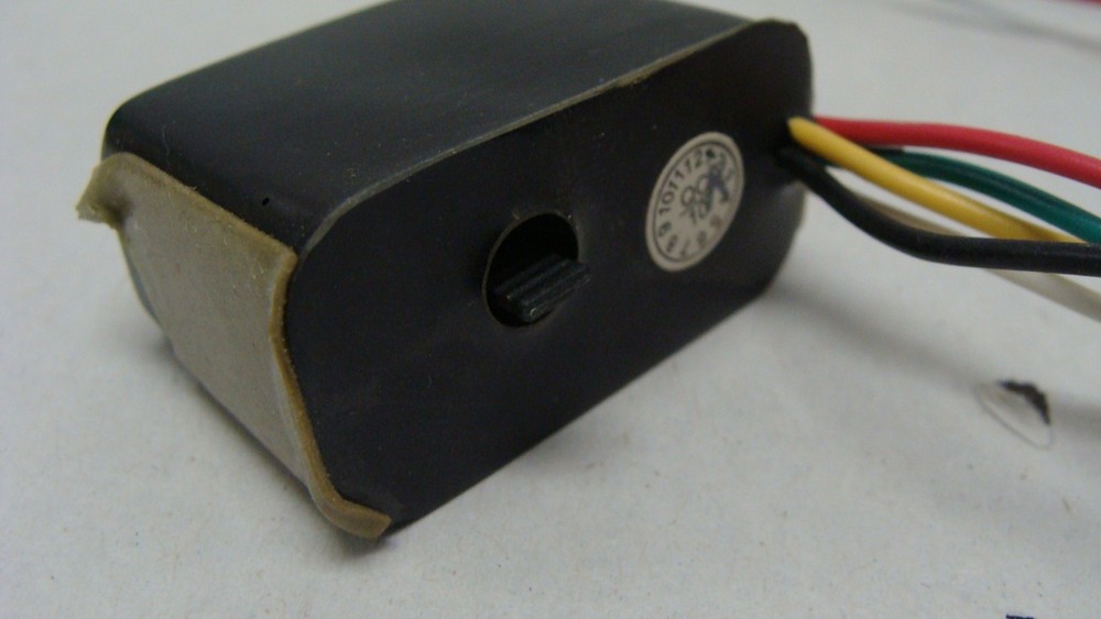 Securitron PB2E Push Button 2" square single gang request to exit NEW NOS