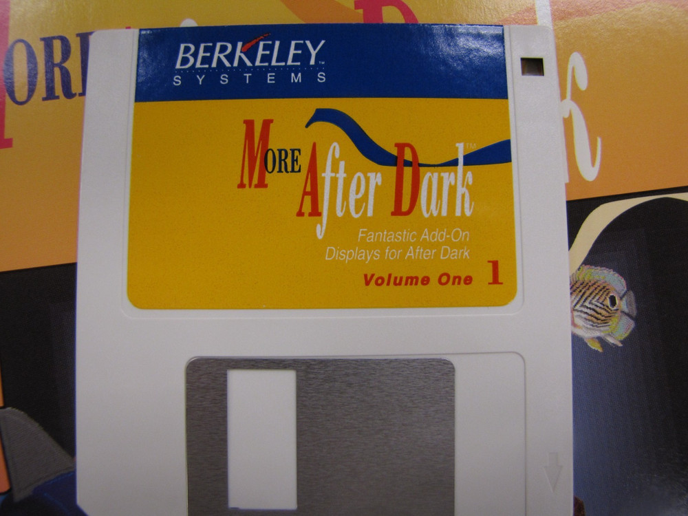 Berkeley Systems- After Dark & More After Dark Screen Savers for MAC 3.5" -MU17
