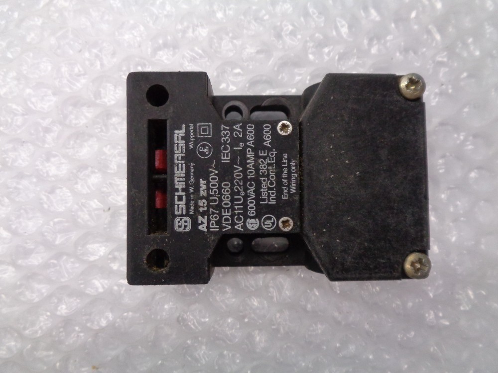 SCHMERSAL AZ15ZVR SWITCH UNMP
