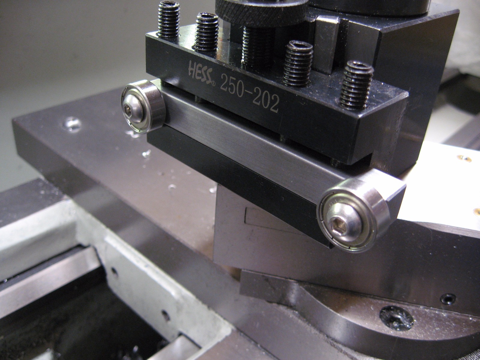 Small Stock Centering Tool, Lathe Bump Roller, Truing Tool. 0XA, AXA, BXA, 1/2"