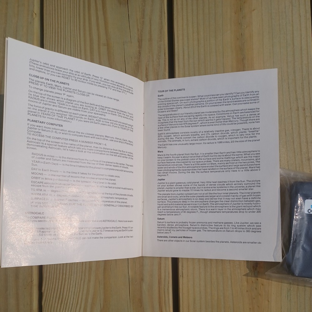 Commodore 64-VISIBLE SOLAR SYSTEM GAME with Instructions VINTAGE