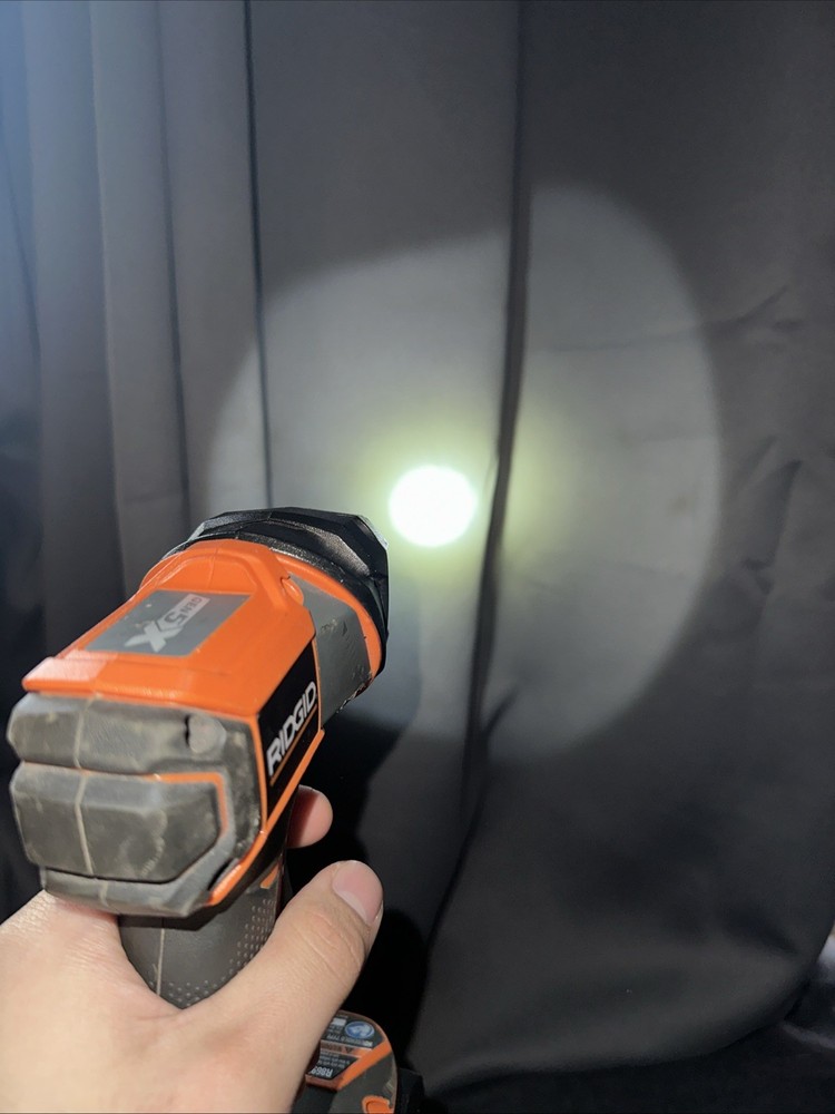 Ridgid GEN5X 18V High Intensity LED Flashlight Worklight R8693 Tool Only