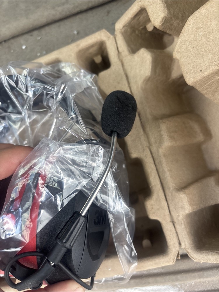 3M Pro-Comms Electronic Hearing Protector, Wireless Earmuffs With Bluetooth...