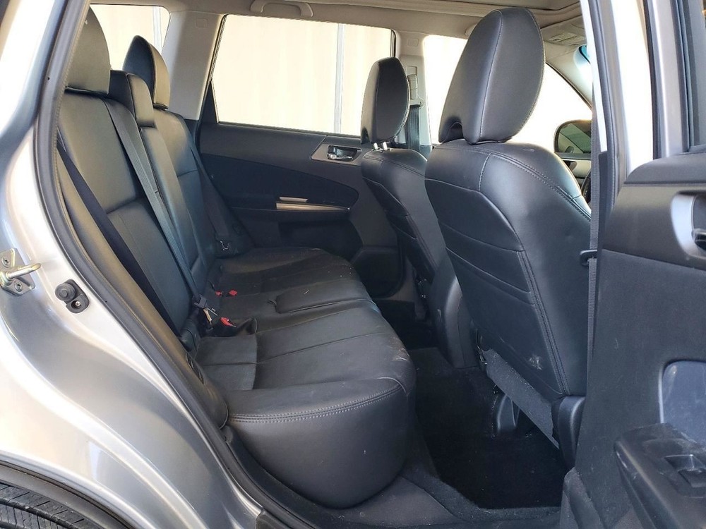 FORESTER 2013 Glove Box 4997829