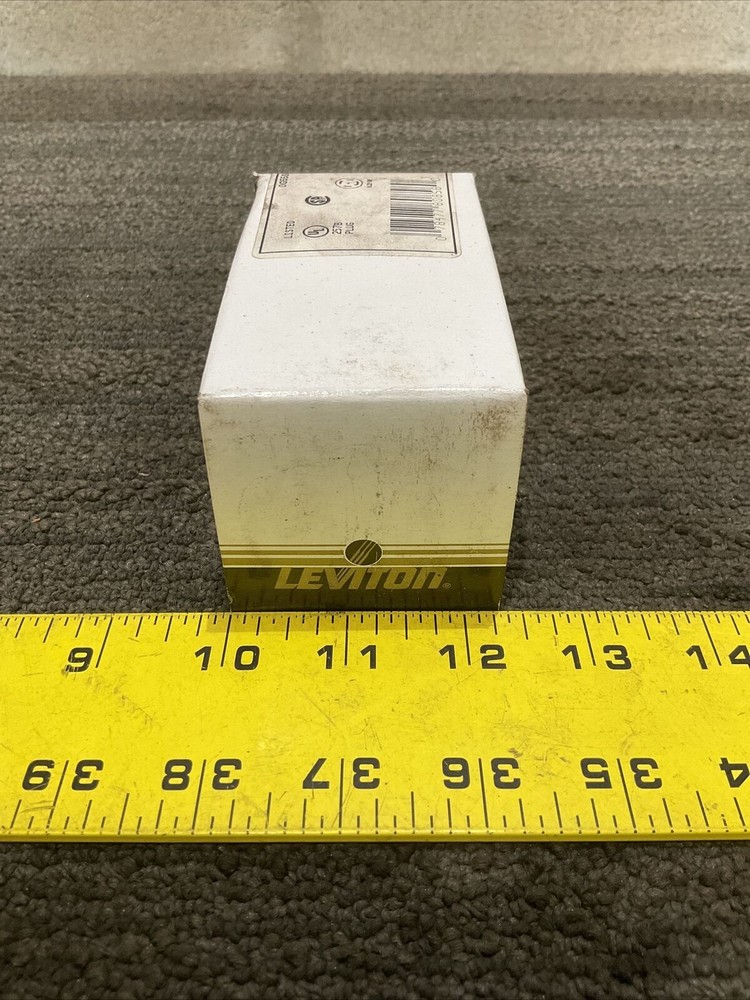 LEVITON 2821 4-POLE 5-WIRE GOUNDING LOCKING PLUG 444