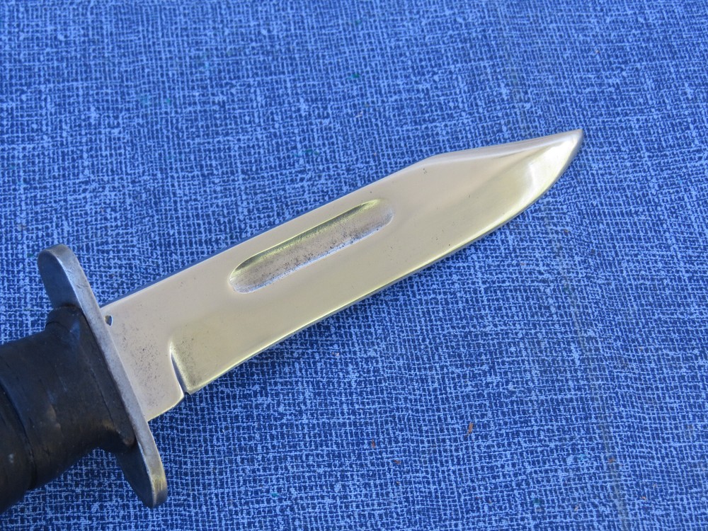 WWII US KUTMASTER BRIGHT COMMANDO FIGHTING KNIFE w SHEATH NICE CONDITION #49
