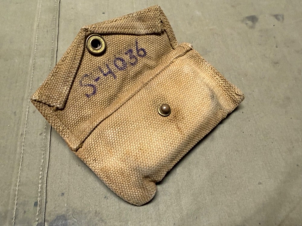ORIGINAL WWII US ARMY M1942 FIRST AID BANDAGE CARRY POUCH, OD#3-BRITISH MADE