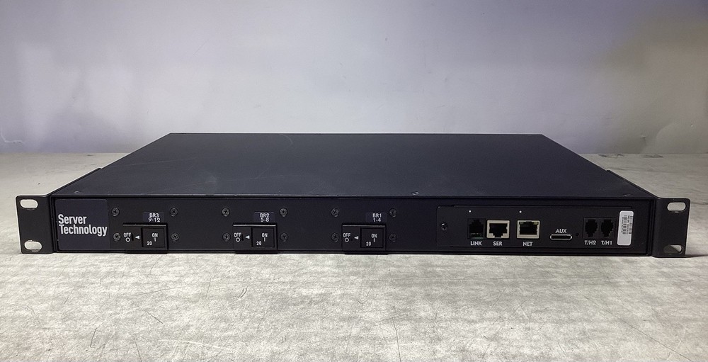 Server Technology CWG12H1-NC Switched Rack PDU