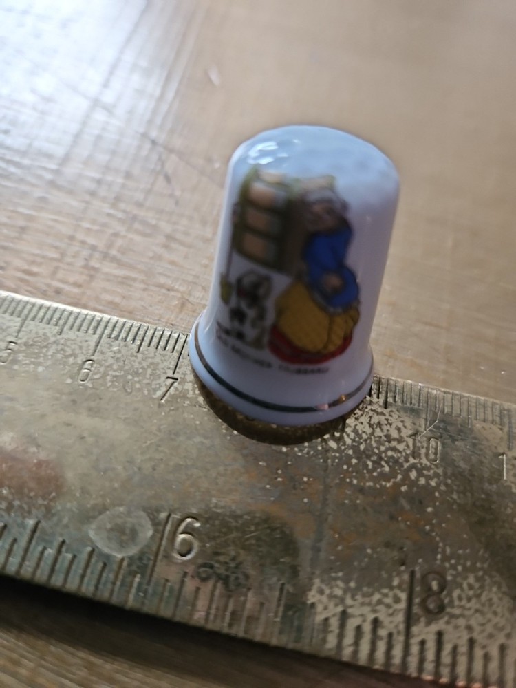 Vintage Old Mother Hubbard Thimble Bone China