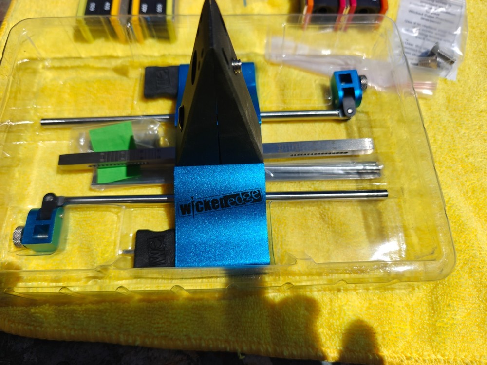 Wicked Edge Knife Sharpening WE1000 with extras