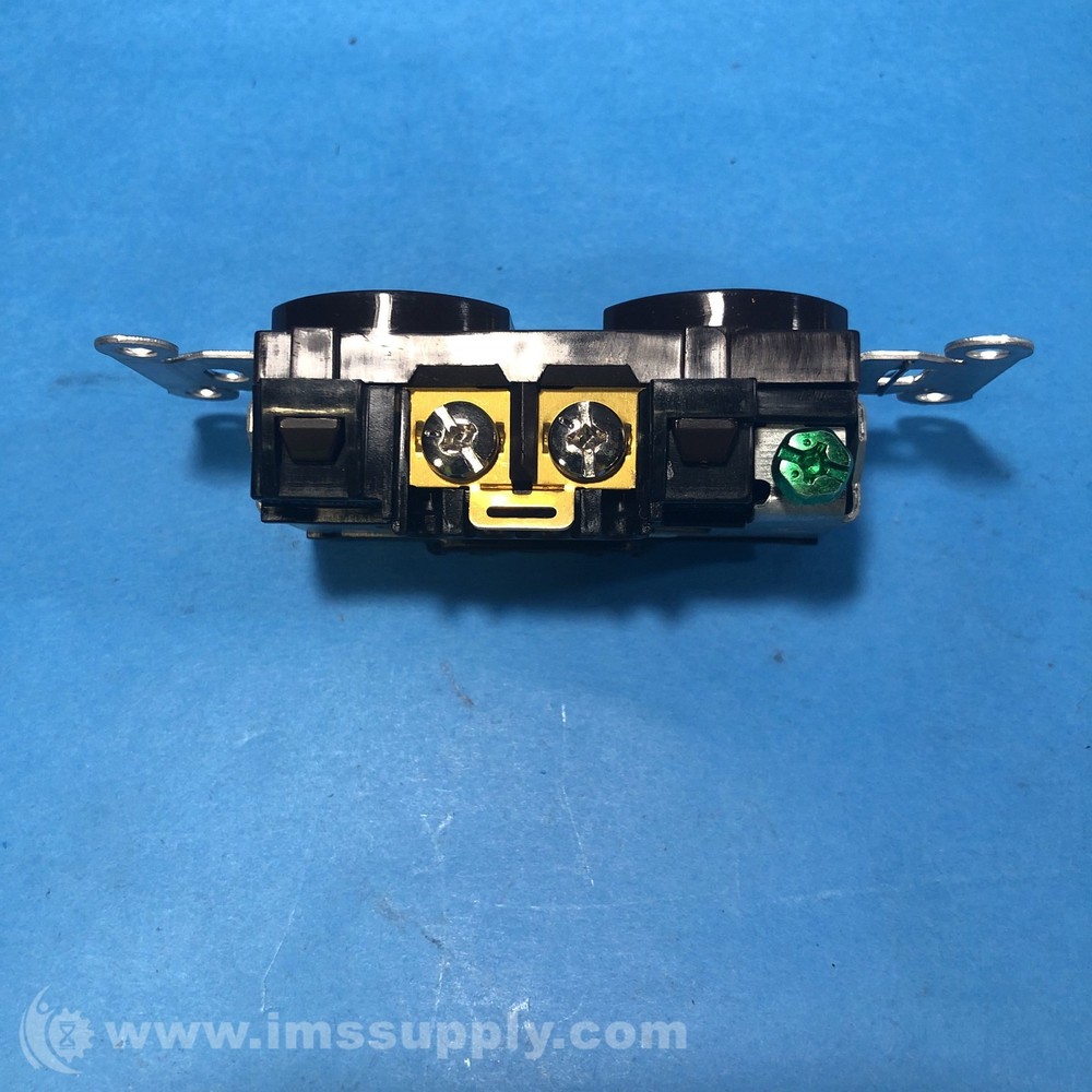 Hubbell HBL5261 Duplex Outlet FNIP