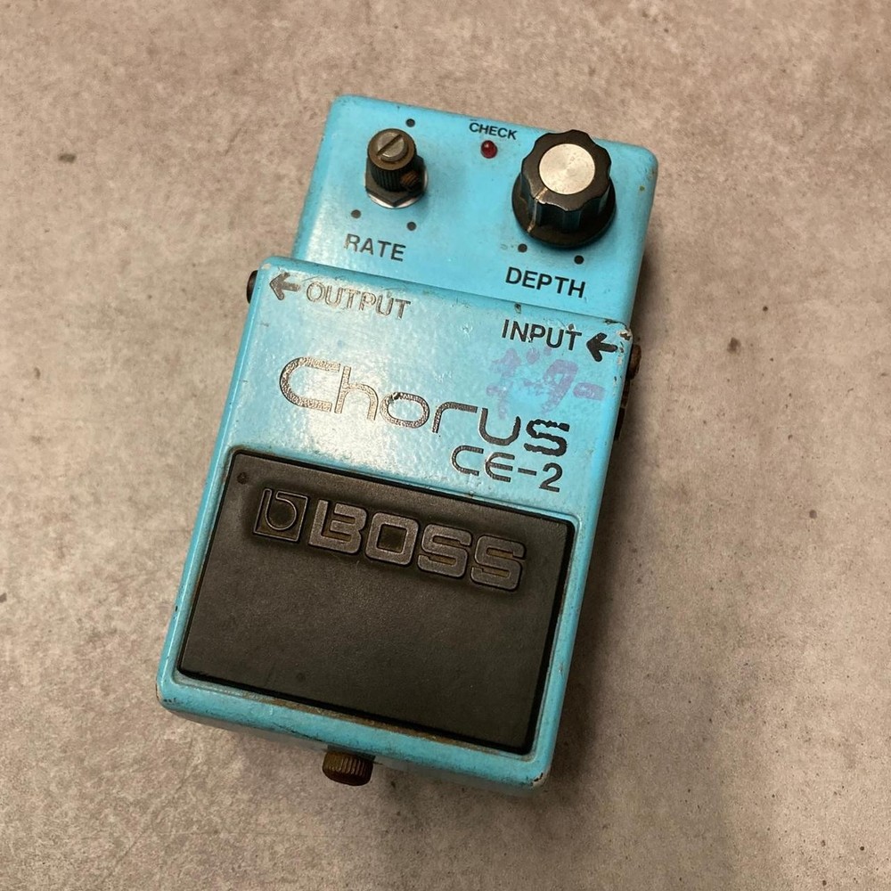 BOSS CE-2 Chorus Used