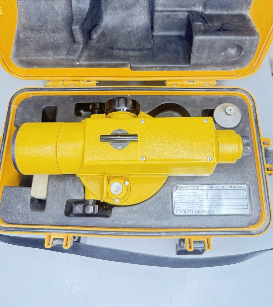 Topcon AT-F2 Auto Level w/ Case