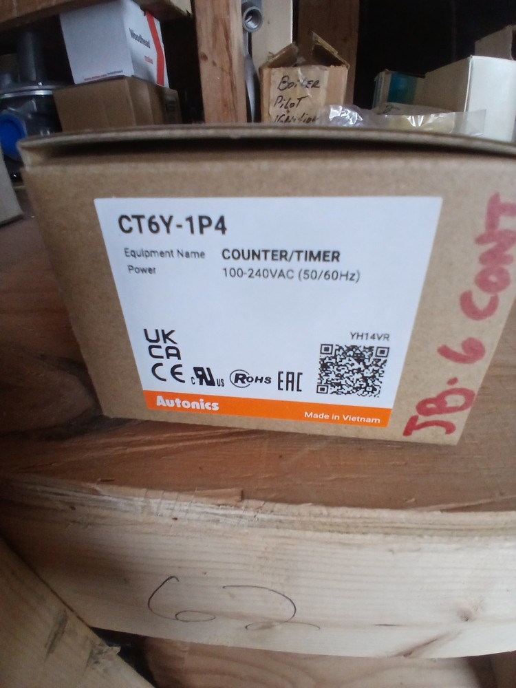 New CT6Y-1P4 Autonics Digital Timer & Counter  Various Function 120/240VAC