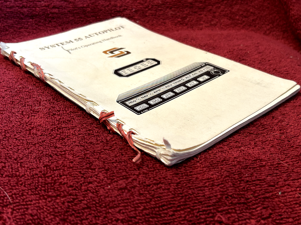 S-TEC SYSTEM 55 AUTOPILOT PILOT'S OPERATING HANDBOOK P/N 8747