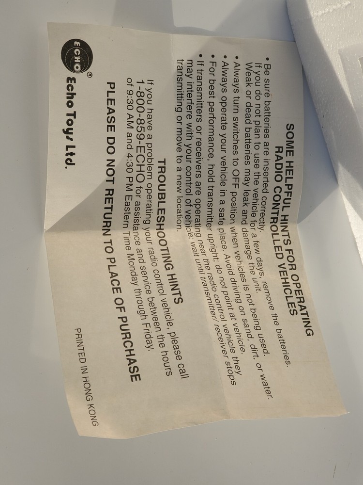 Vtg 1993 Echopro Radio Controlled Scorpion Racing Set. Missing one controller