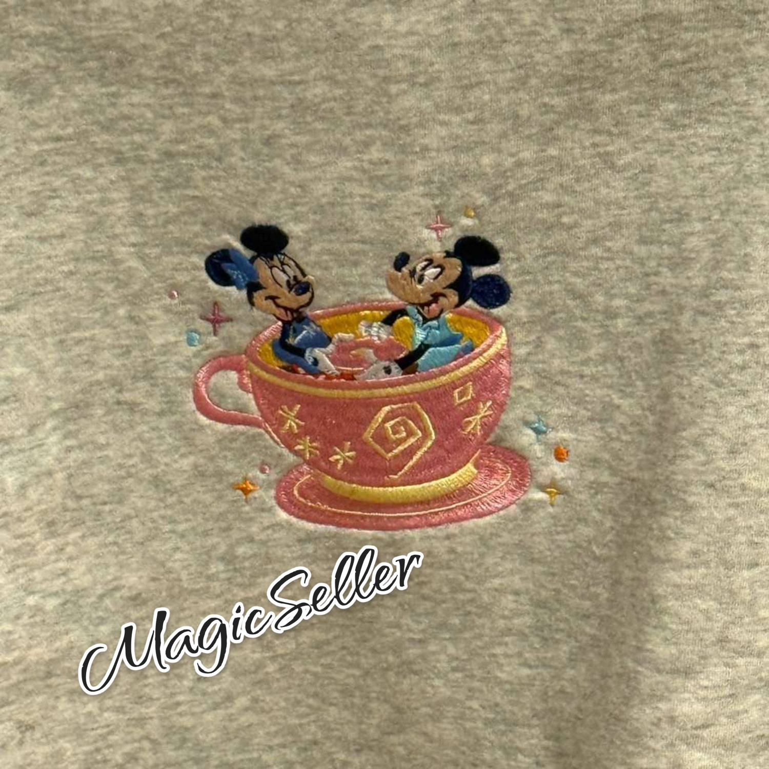 2026 Disney World Mickey & Minnie Teacup Best Day Ever Pullover Sweatshirt S