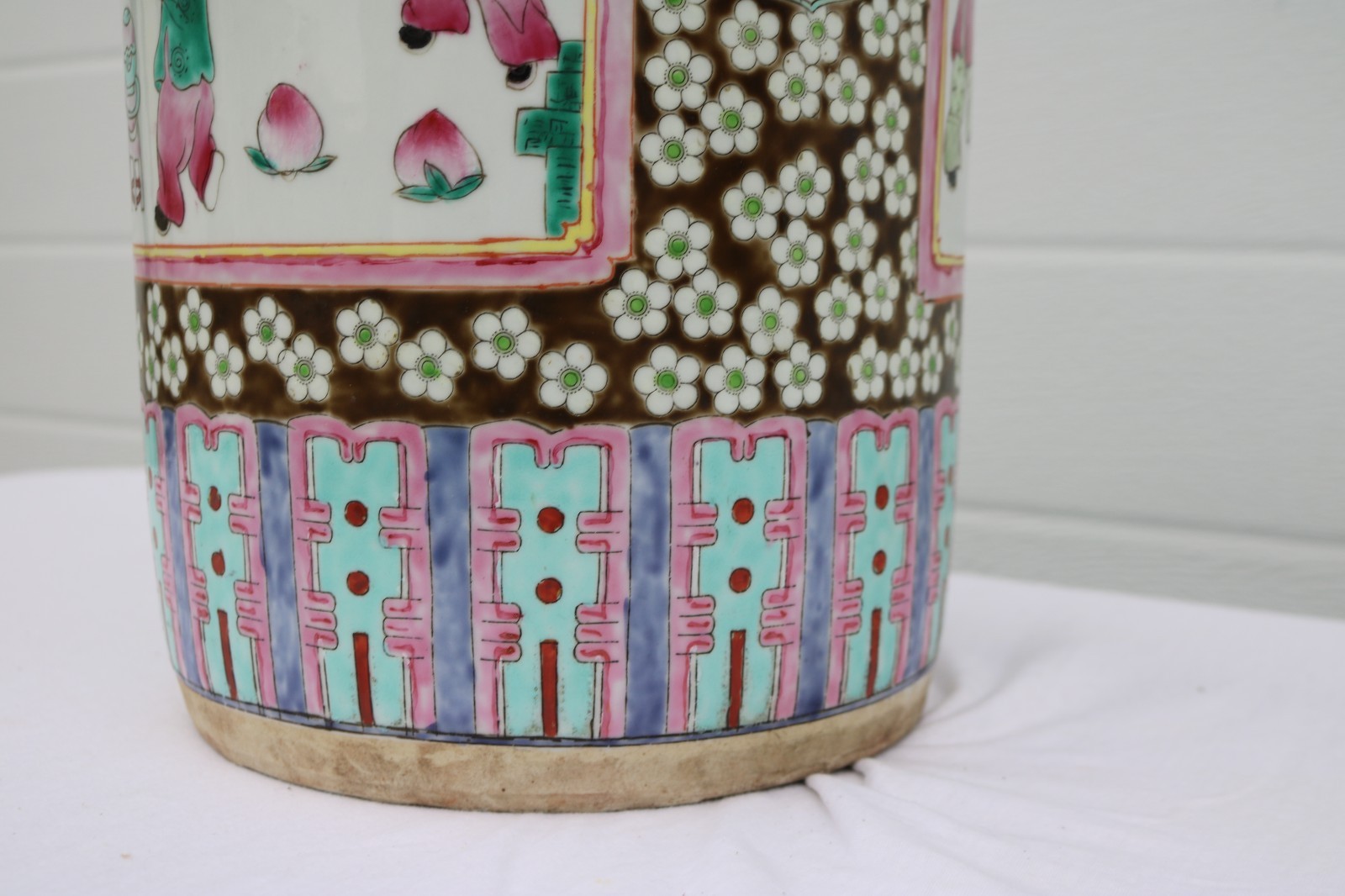 Vintage Large Mid Century Famille Rose Porcelain Umbrella Stand 24"