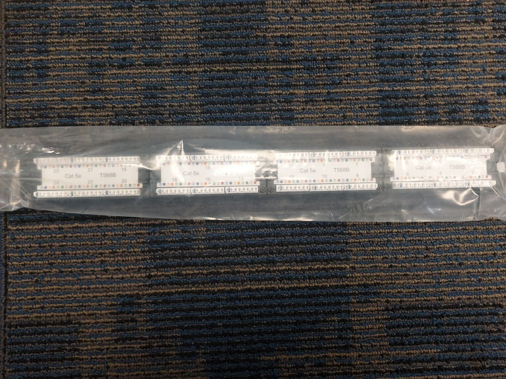 DynaCable NWPP24E 24-Port Cat5e Patch Panel, Black