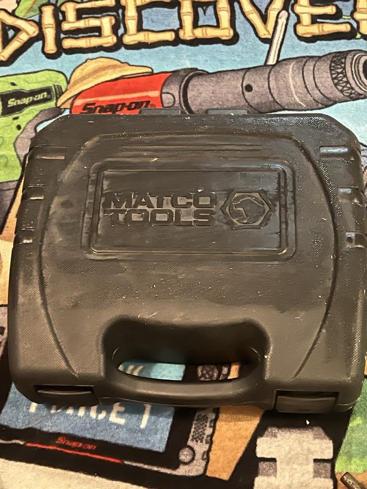 Matco Tools Air Hammer Kit 6-Piece Set with Case, Chisel, Spring Retainer