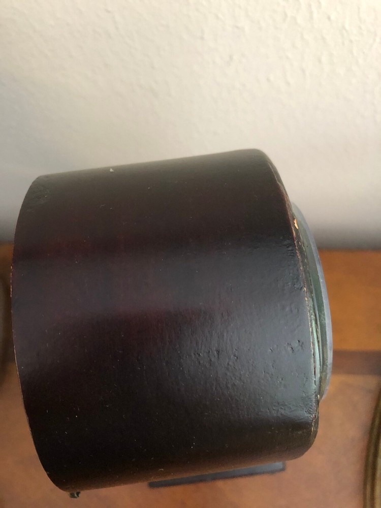 QUARTZ WOOD SHELF CLOCK