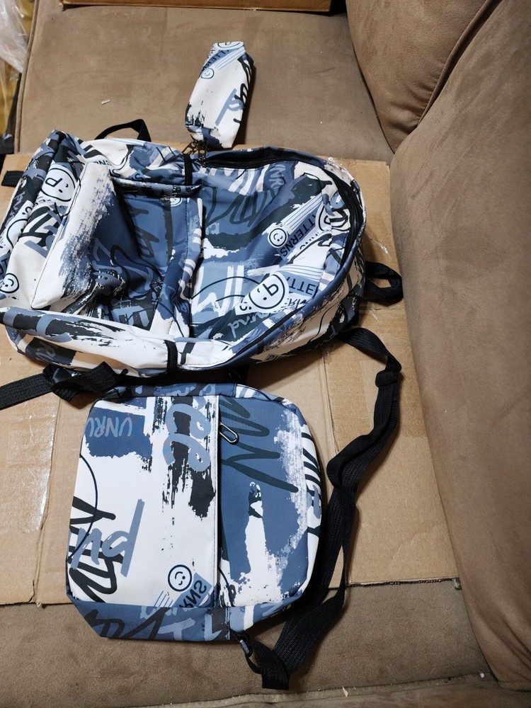 Gaeub Blue Flower Three Pieces Backpack Combination Set wi