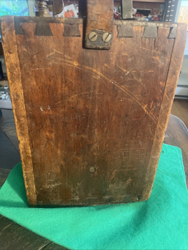 ANTIQUE ''DU PONT'' BLASTING MACHINE NO. 2